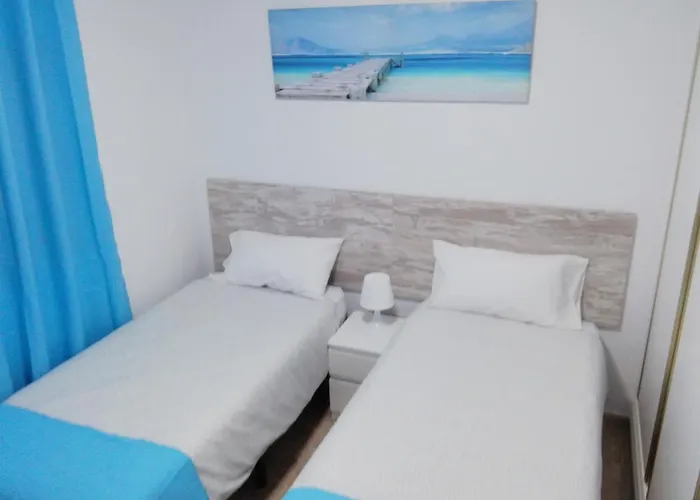 Three Bedroom Ii Near Cruz Lägenhet